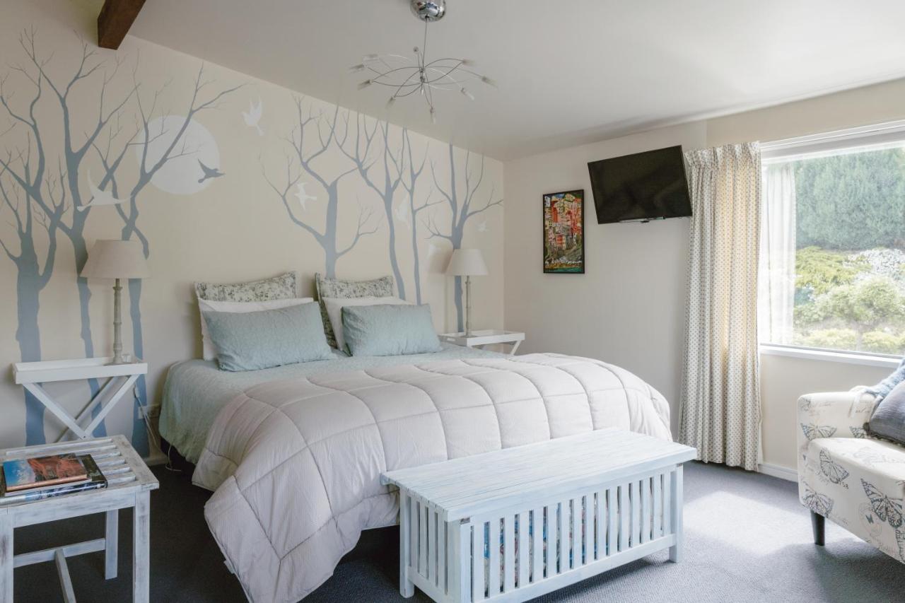 Tempest On Wanaka Bed & Breakfast Exterior photo